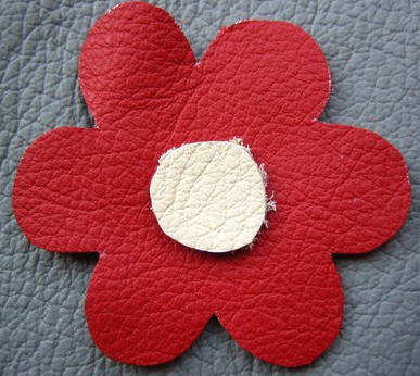 LeLa - Rote Blume auf grau